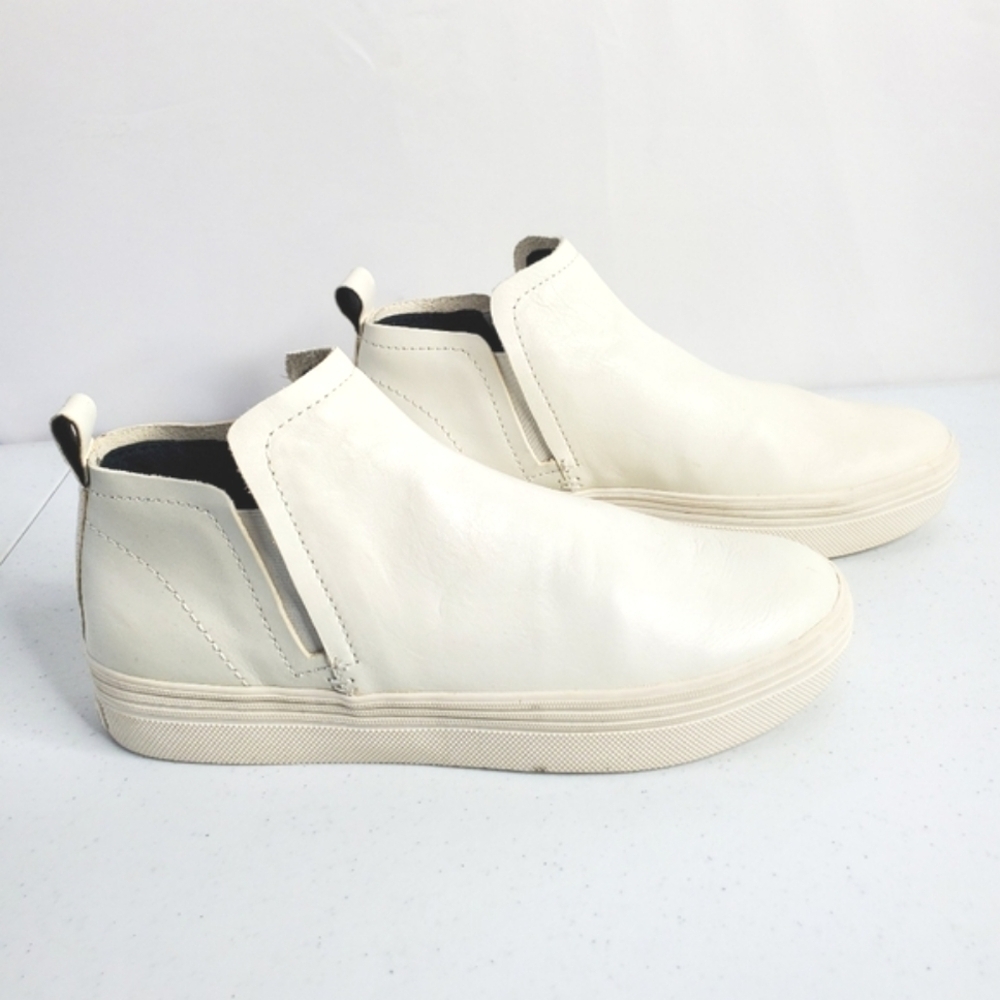 Dolce Vita Tate Leather Ankle Bootie 9.5 White Platform Slip-on High-Top Sneaker
